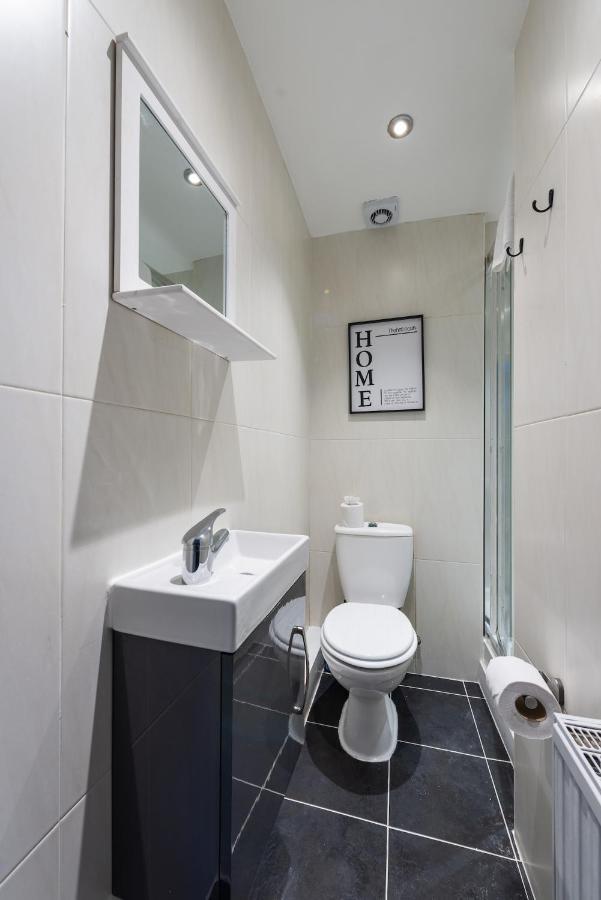 Lovely 1-bedroom apartment in Edinburgh Buitenkant foto